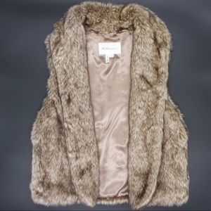 🔥NEW BCBGeneration Faux Far Vest, Medium
